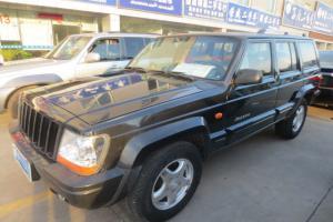 合肥包河区二手车选购指南 探访宝汇车行，解读二手吉普切诺基2700